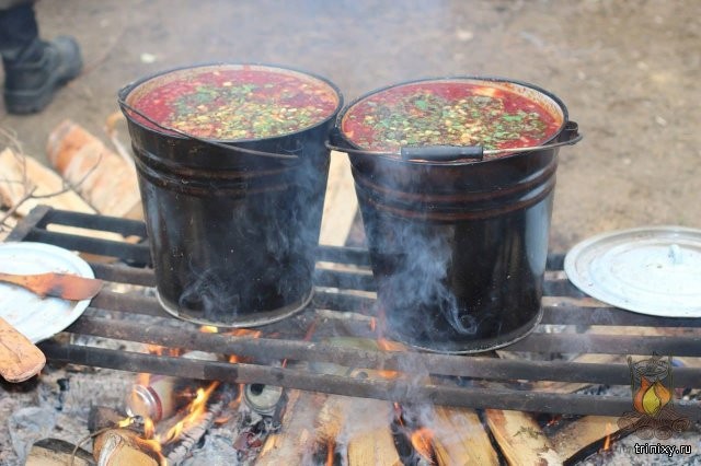 Еда в походе и на природе всегда вкуснее! (22 фото)