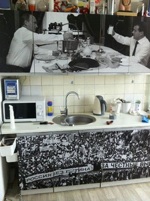 Креативный способ рестайллинга старого кухонного гарнитура (4 фото)