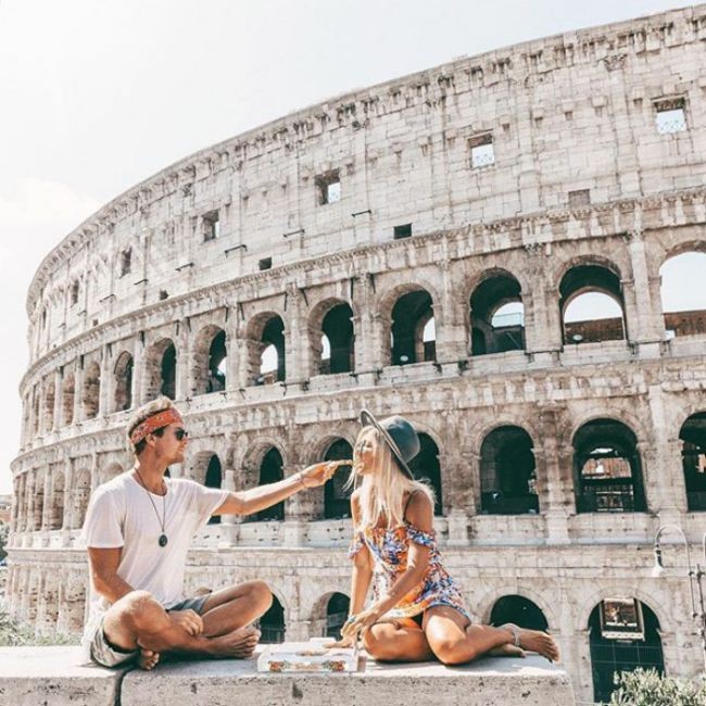 Пара звезд Instagram, зарабатывающая на жизнь путешествиями (16 фото)