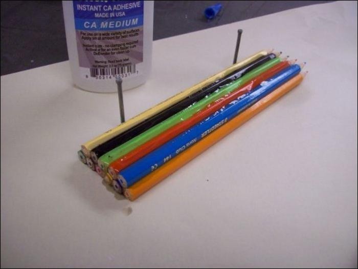 Милое колечко из стопки разноцветных карандашей (14 фото)