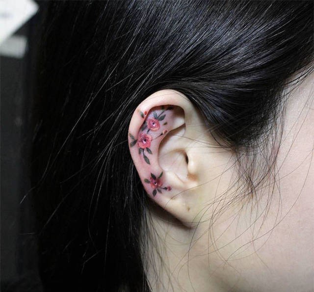 Татуировки на ушах (35 фото)