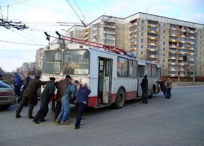 Юмор из общественного транспорта (20 фото)