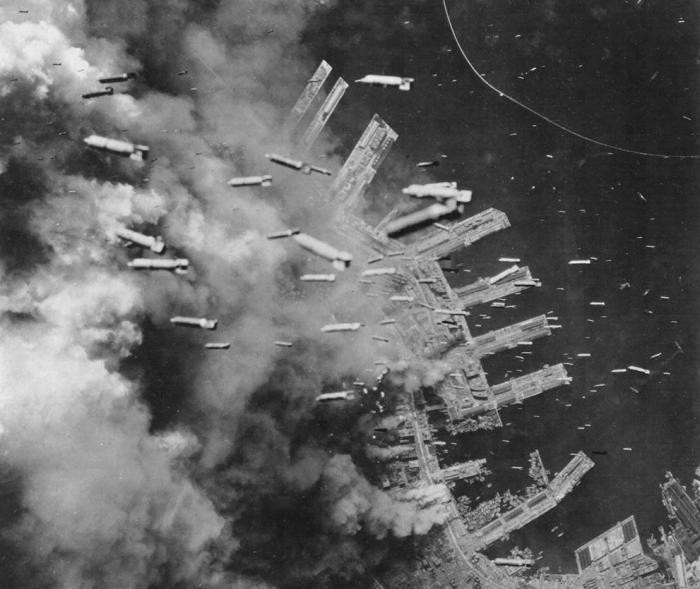 Вторая мировая - падение Японии (42 фото)