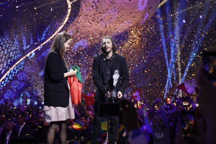 Победителем "Евровидение-2017" стал Сальвадор Собрал из Португалии (3 фото)