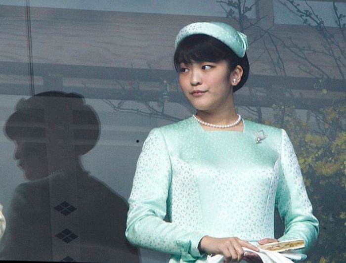 Принцесса Японии Мако Акисино выйдет замуж за простолюдина и лишится всех титулов (3 фото)