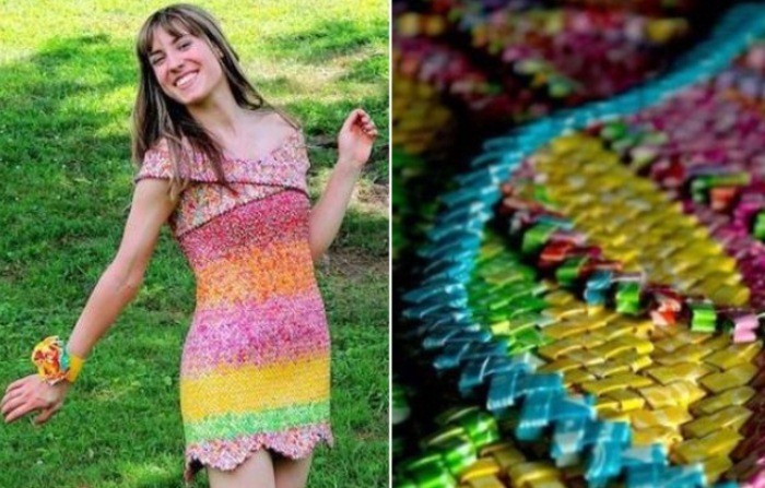 Девушка сделала платье из 10 тысяч фантиков (6 фото)