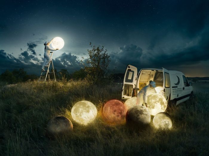 Фотограф Эрик Йоханссон раскрыл секрет своего шедевра Full Moon Service (6 фото)