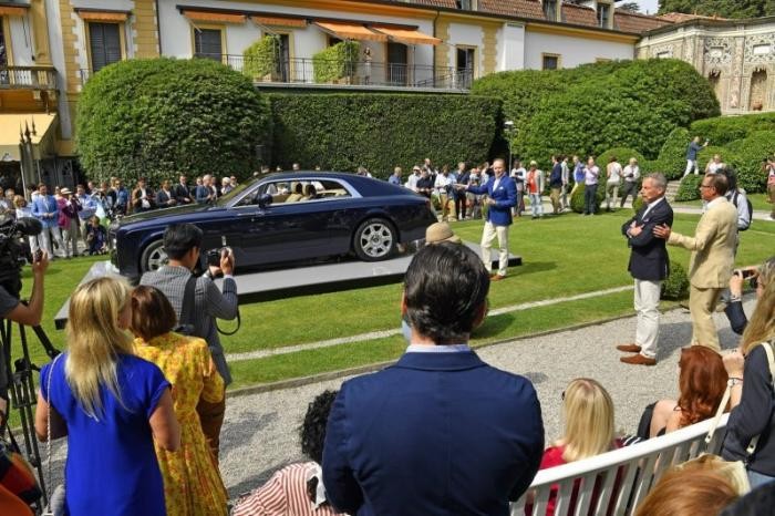 Rolls-Royce показал в Италии самый дорогой автомобиль в мире (21 фото)