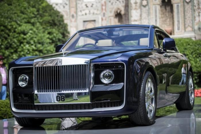 Rolls-Royce показал в Италии самый дорогой автомобиль в мире (21 фото)