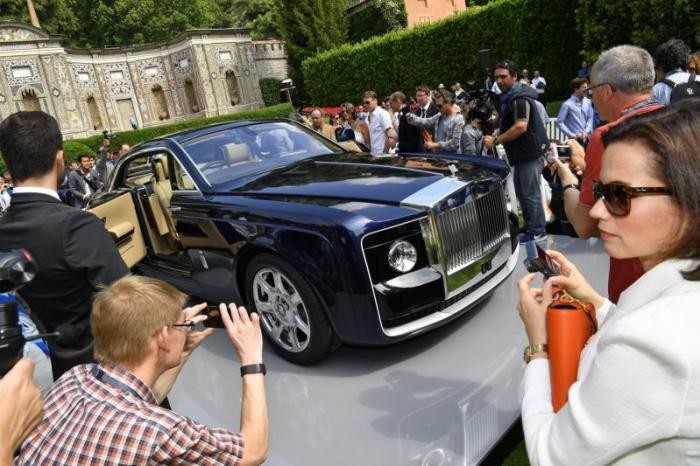 Rolls-Royce показал в Италии самый дорогой автомобиль в мире (21 фото)