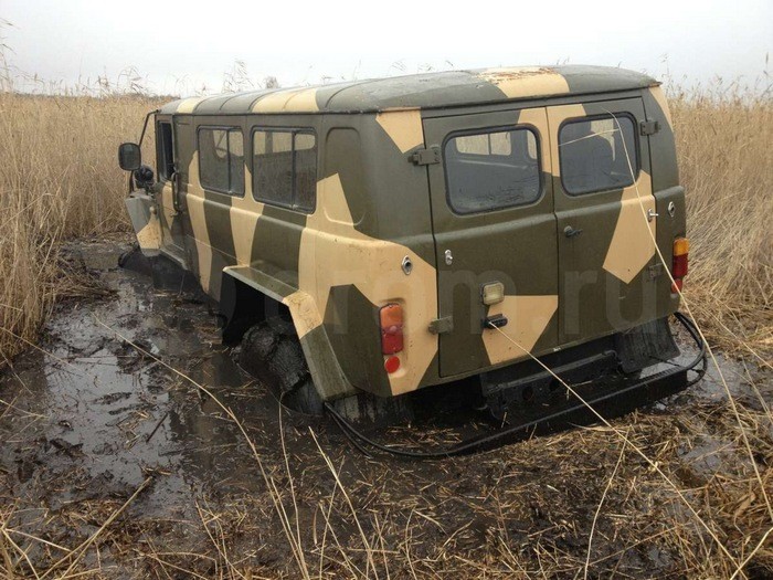 Кастомный вездеход на базе ГАЗ-66 (12 фото)