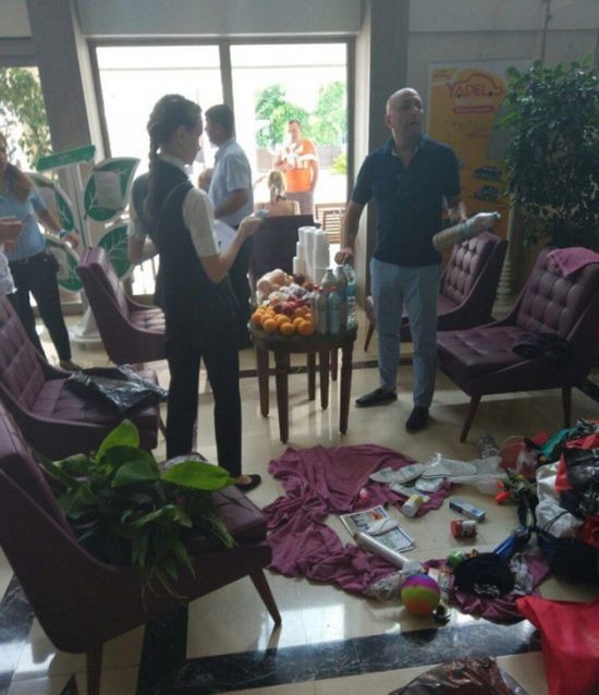 «Добыча» российских туристов в турецком отеле (3 фото)
