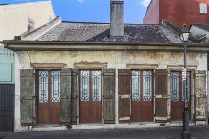 Удивительный старый дом Ленни Кравица в Новом Орлеане выставлен на продажу (12 фото)