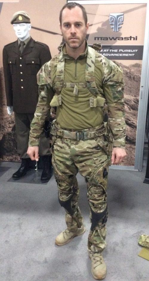 Канадцы разработали пассивный экзоскелет для солдат (6 фото)