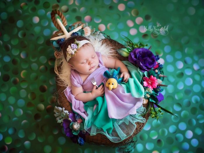 Очаровательные крошки в образах Диснеевских принцесс (13 фото)