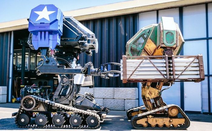 Компания MegaBots представила боевого робота Eagle Prime (9 фото)