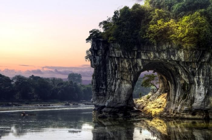 Удивительные арки, созданные природой (15 фото)