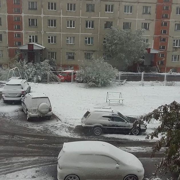 В Якутии выпал первый августовский снег (16 фото)