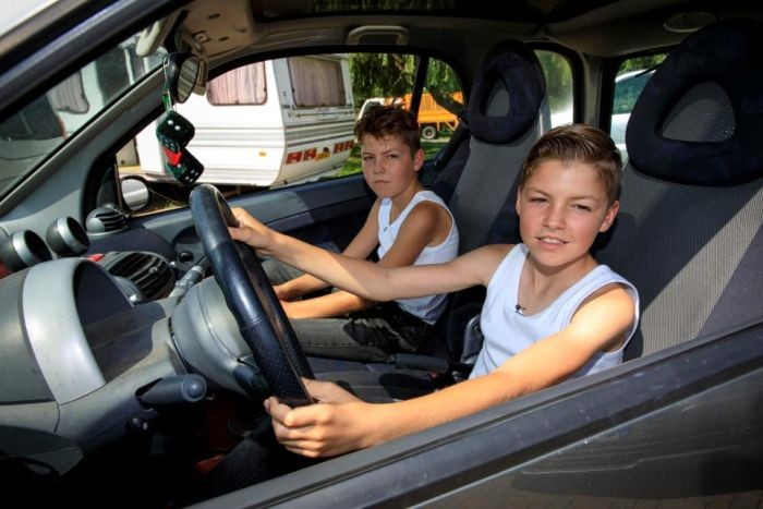 11-летние цыгане из Британии стали героями телешоу (10 фото)