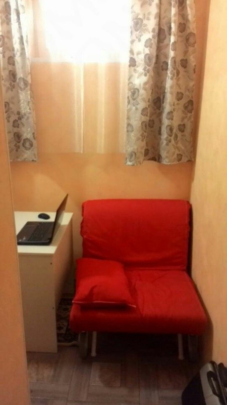 Квартира с площадью в 6 кв.м продается в Краснодаре (6 фото)
