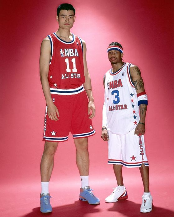 Самый высокий баскетолист (27 фото)