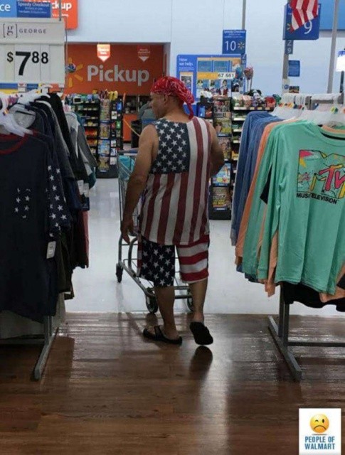 Странные посетители американского супермаркета (23 фото)