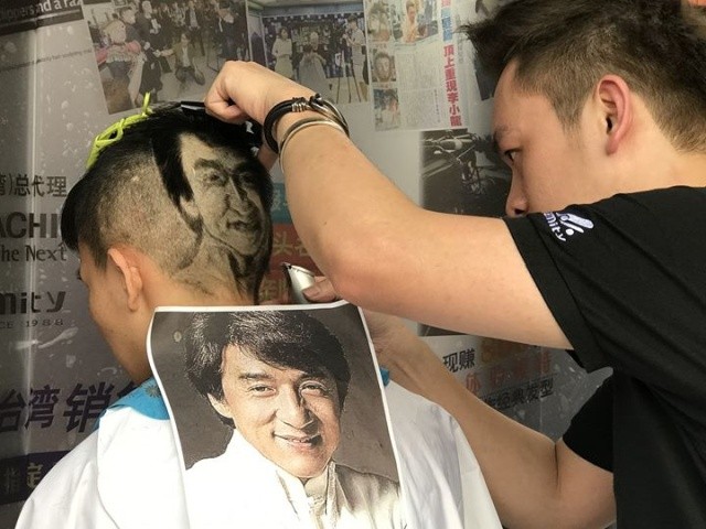 Необычное увлечение китайского парикмахера Аллен Чен (10 фото)
