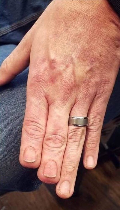 Что не так с этим фото? (2 фото)