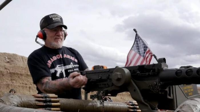 Пенсионер из США — самый вооруженный человек планеты (12 фото)