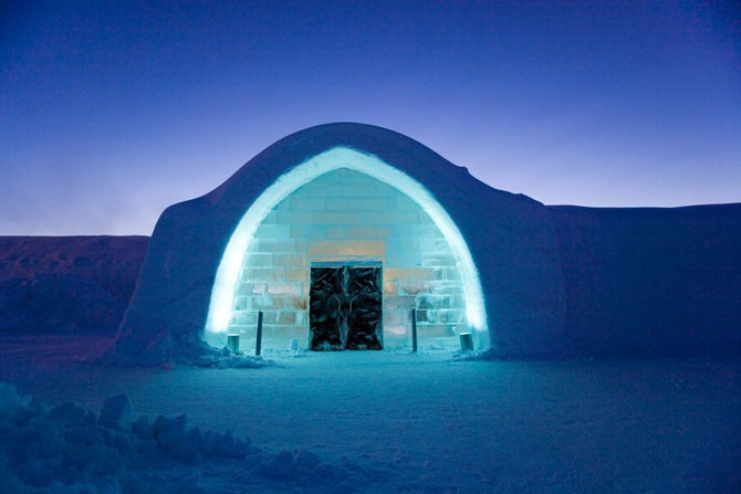 Самый большой ледяной отель в мире (25 фото)