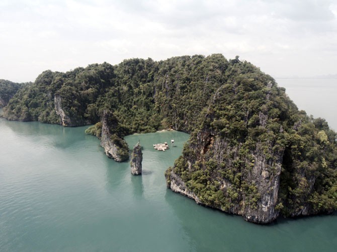 Плавающий кинотеатр в Таиланде (7 фото)