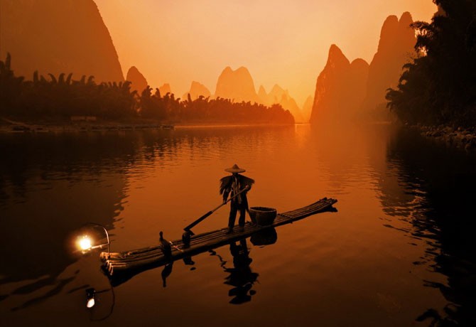 Китайская традиционная рыбалка с бакланами (12 фото)