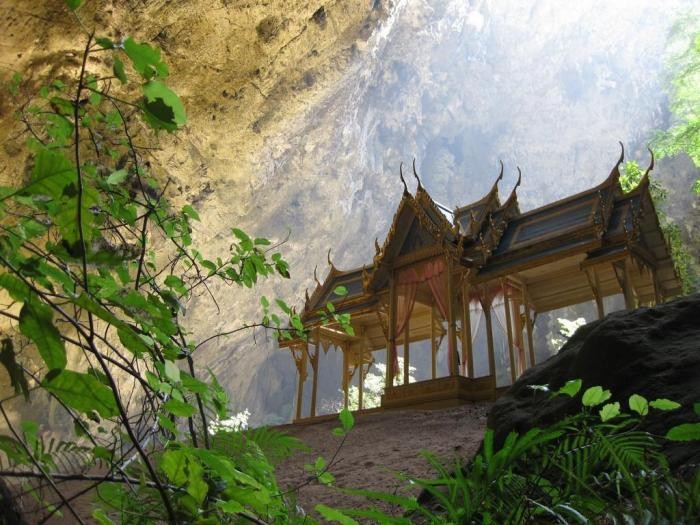 Пещера Пхрая Након в Таиланде (5 фото)