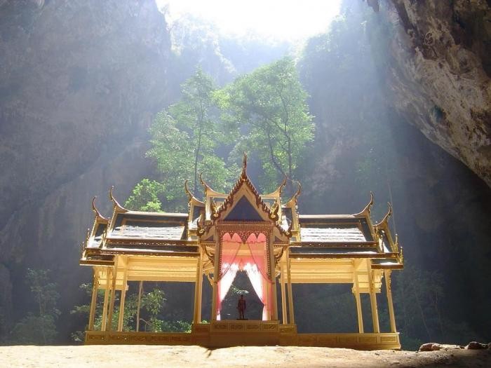 Пещера Пхрая Након в Таиланде (5 фото)