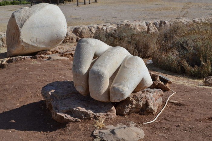 Рука Геркулеса – неразгаданная тайна в археологии (7 фото)