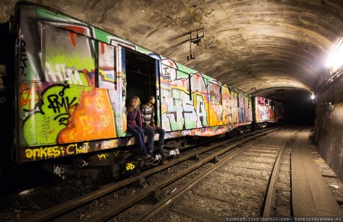 Париж подземный (24 фото)