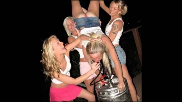 Молодёжные пьянки и вечеринки (37 фото)
