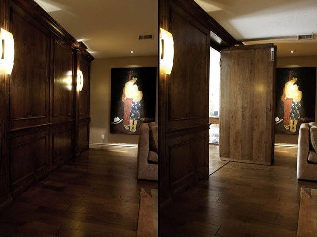 Двери в тайные комнаты (14 фото)