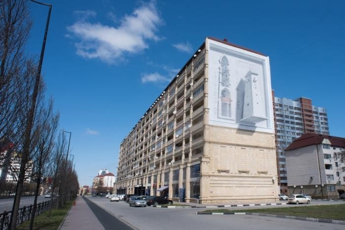 На стенах Грозного появились исторические 3D-граффити (7 фото)