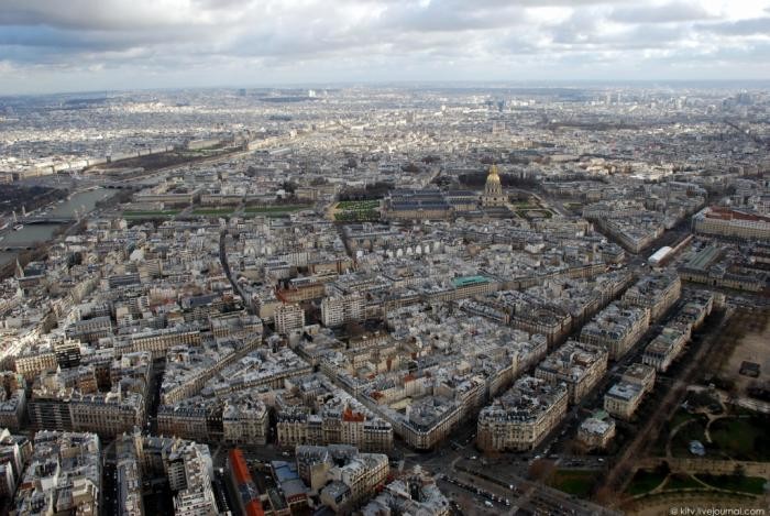 Париж с Эйфелевой башни (45 фото)