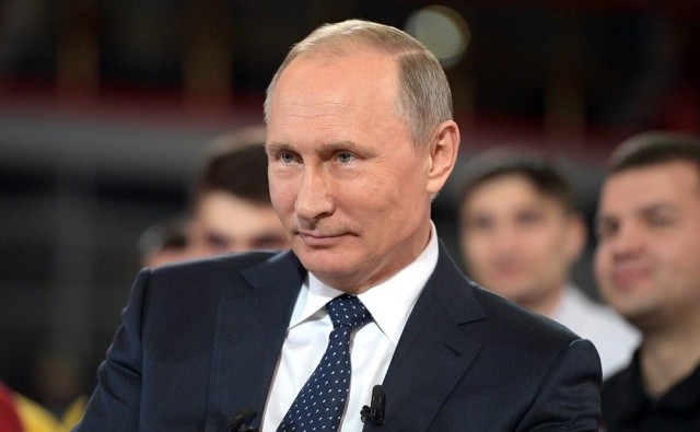 В Интернете продается визитка Путина (2 фото)