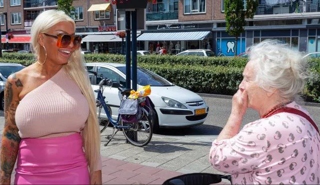Жительница Нидерландов превратила себя в куклу Барби (8 фото)