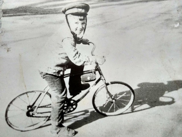 Пользователи поделились своими крутыми детскими фотографиями (17 фото)