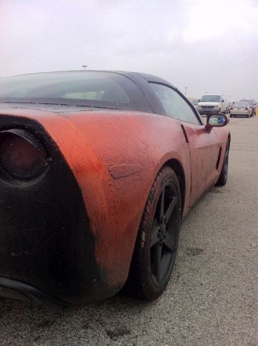 Chevrolet Corvette достался жене после развода (6 фото)