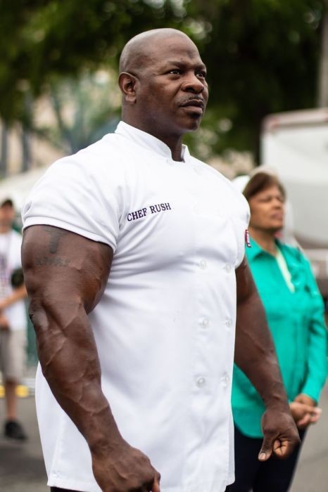 Андре Раш: мускулистый шеф-повар Белого дома (11 фото)