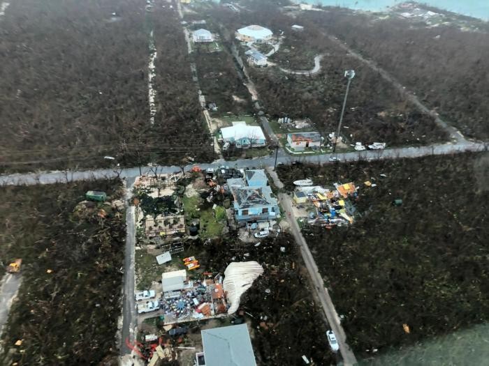 Масштабные последствия урагана "Дориан" (29 фото)