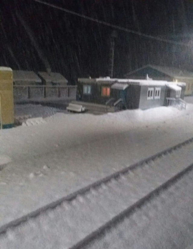 Мощный снегопад в Хабаровском крае (6 фото)