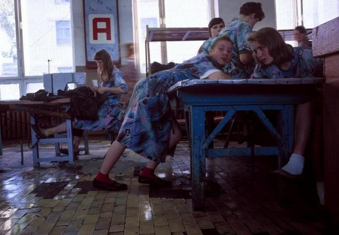 Лихие 90-е в России глазами французского фотографа (30 фото)