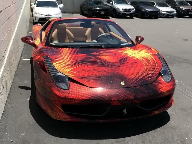 Аэрография на машинах: красивая и не очень (30 фото)