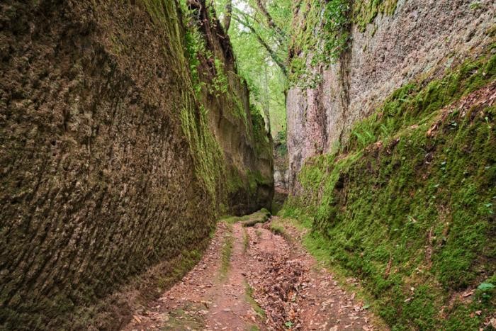 Путешествие по старинным дорогам Италии (5 фото)